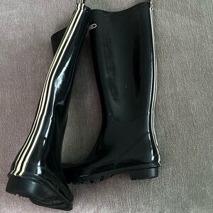 Henri Bendel Black and White Rain Boots
